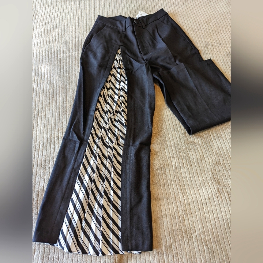 Petite Studio Pleated Straight Leg Pants